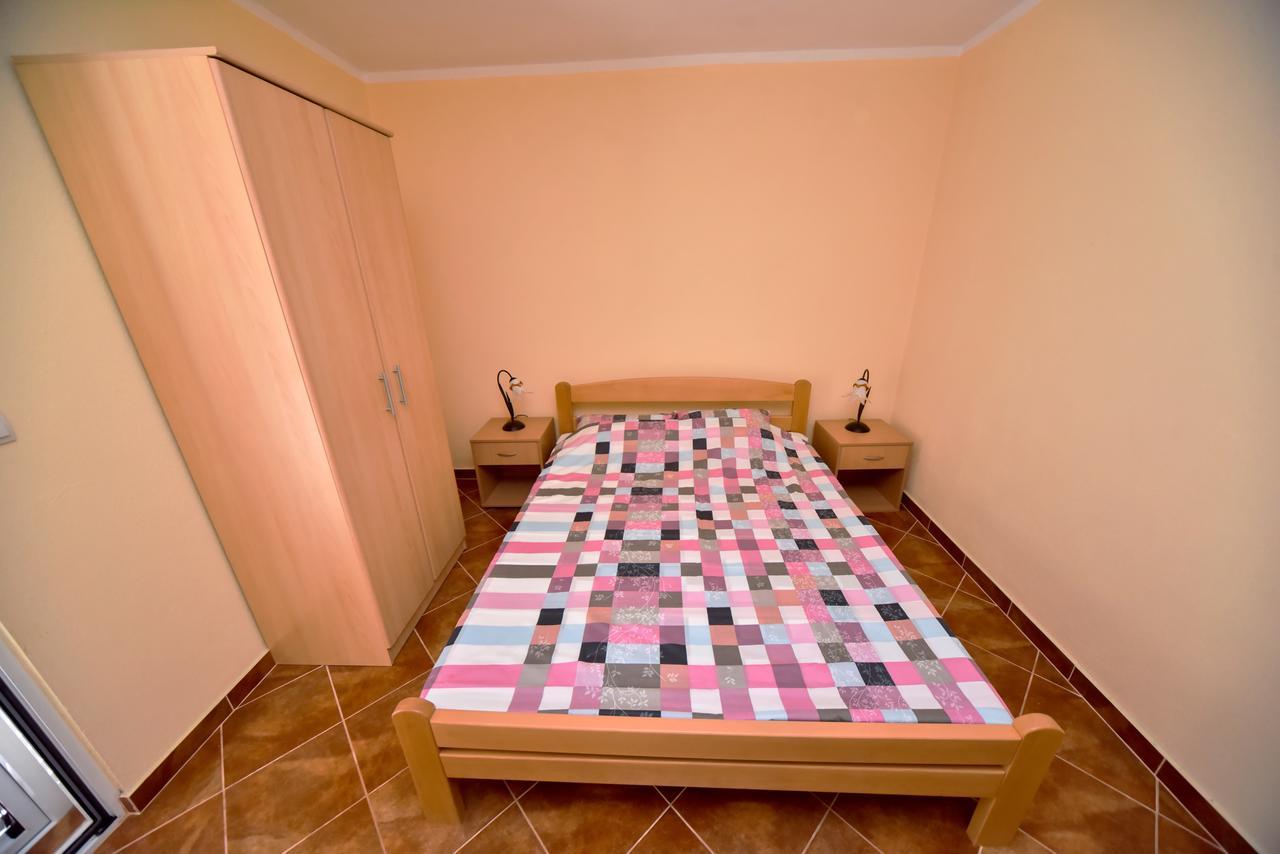 Apartmani Stanisic Čanj Esterno foto