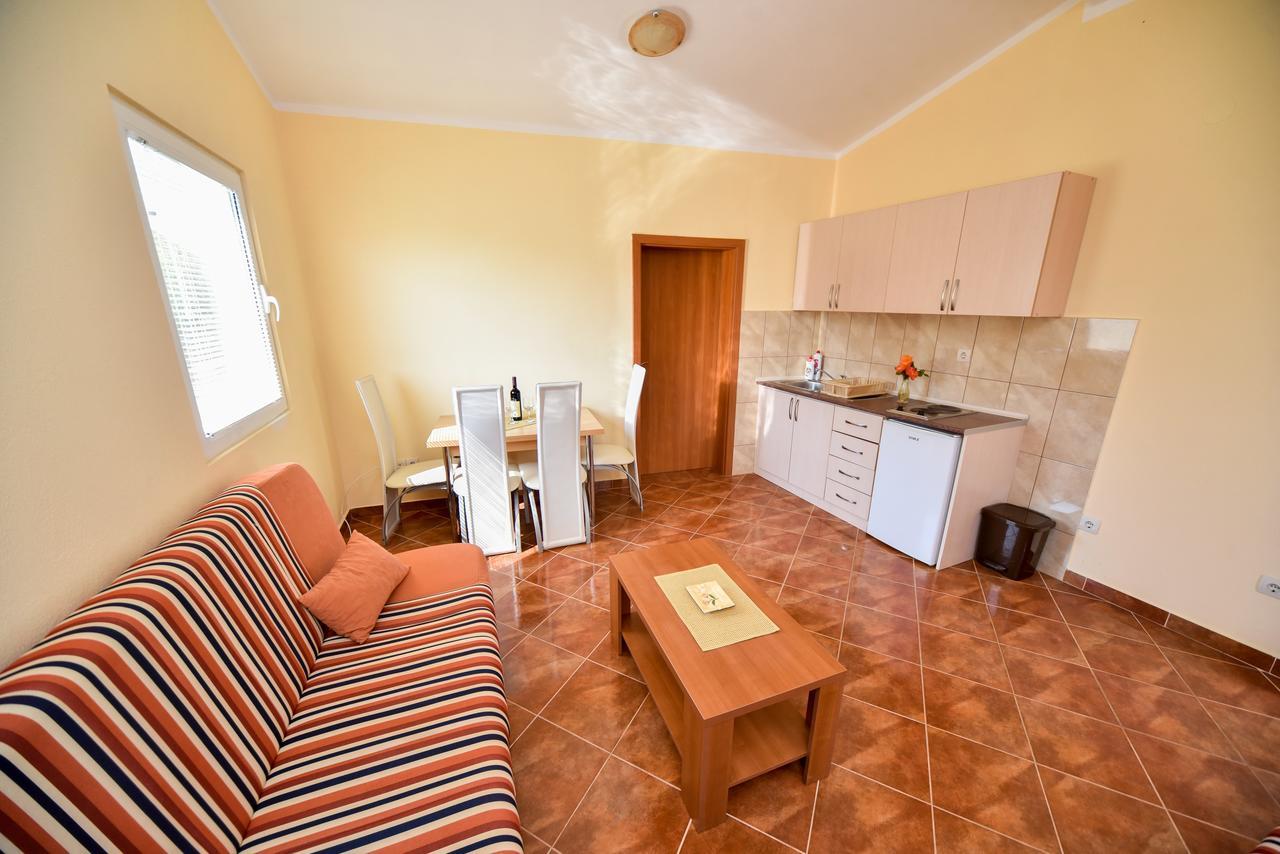 Apartmani Stanisic Čanj Esterno foto